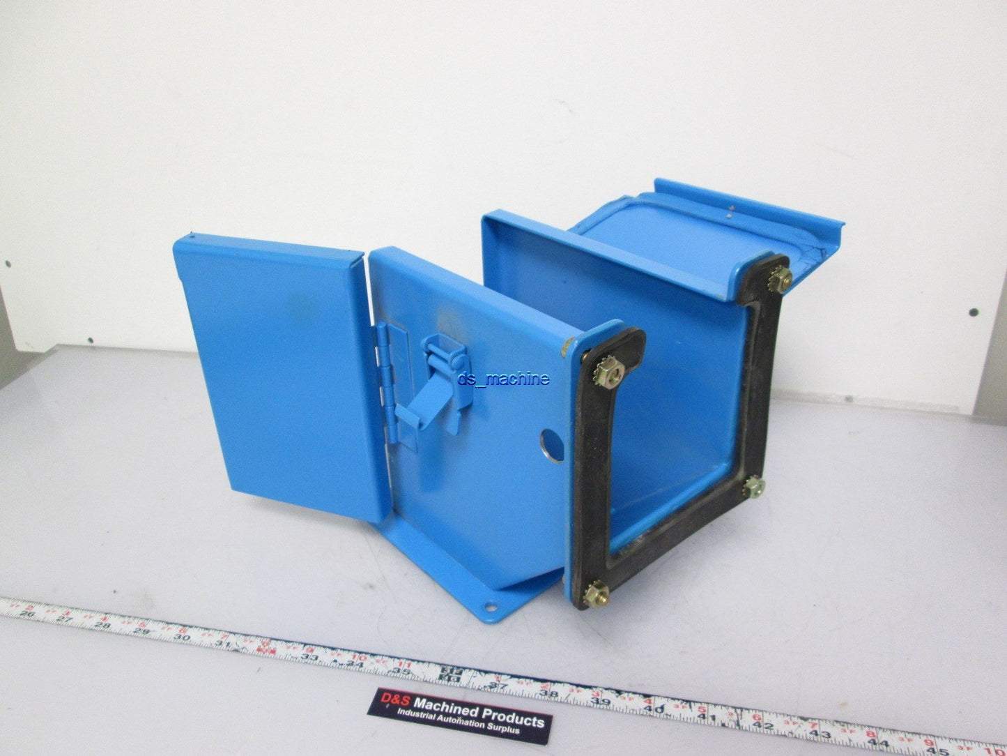 Used Hoffman 4" x 4" Wireway Elbow Outside Open 2 Hinge w/ 1 Gasket *1 Hole*