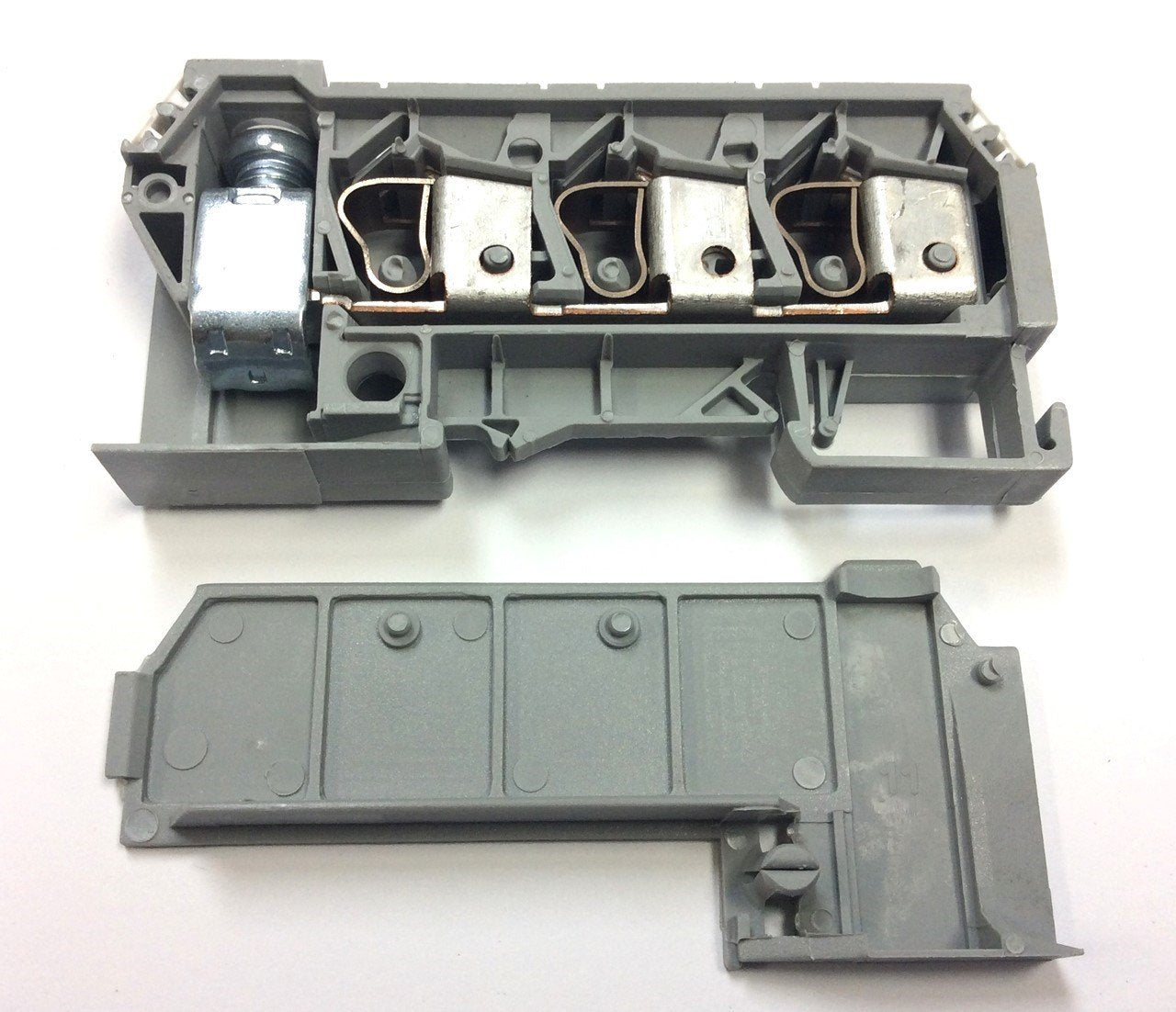 Used Lot of 4 Wago 284-621 Distribution Terminal Block 3-Connection 800V 125A 24-8AWG