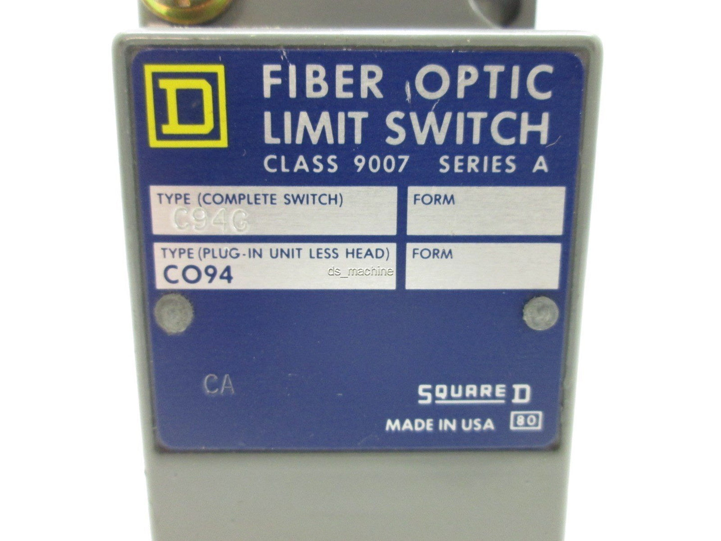 Used Square D CO94 Fiber Optic Limit Switch and Push Rod Actuator Head Type G