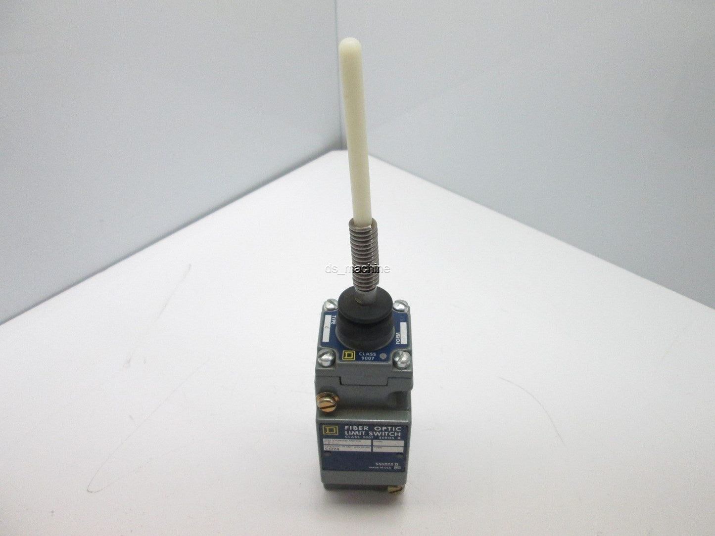 Used Square D Fiber Optic Limit Switch C94J & Wobble Stick Actuator Head Type J