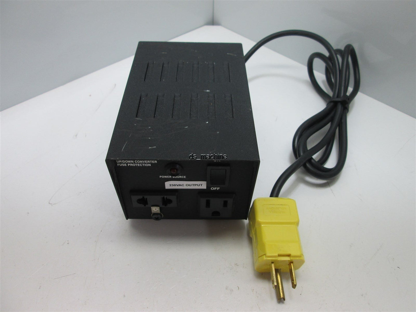 Used Simran SM-200DE 230V Up/Down Converter with Fuse Protection, 120VAC Input, 230VA