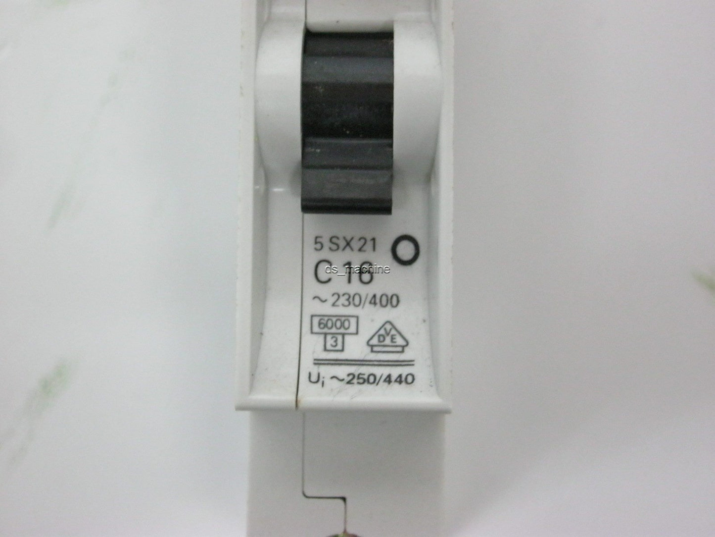 Used Lot of 2 Siemens 5SX21-C16 Circuit Breaker, 16A 230/400VAC Max
