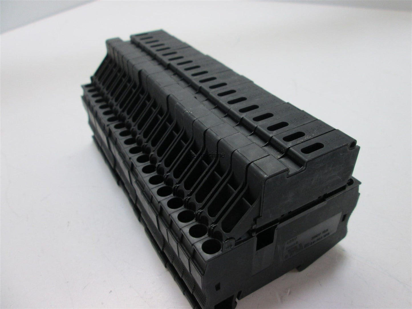 New Lot of 19 Siemens 8WH2 000-1HG08 Terminal Block