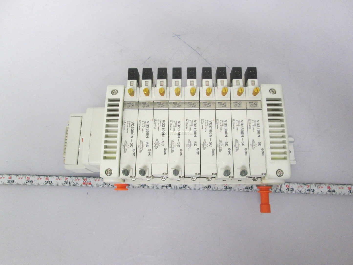 Used Bank of SMC Solenoid Valves 5x VQ2300N-5C 4x VQ2100N-5C 0.1-0.7MPa