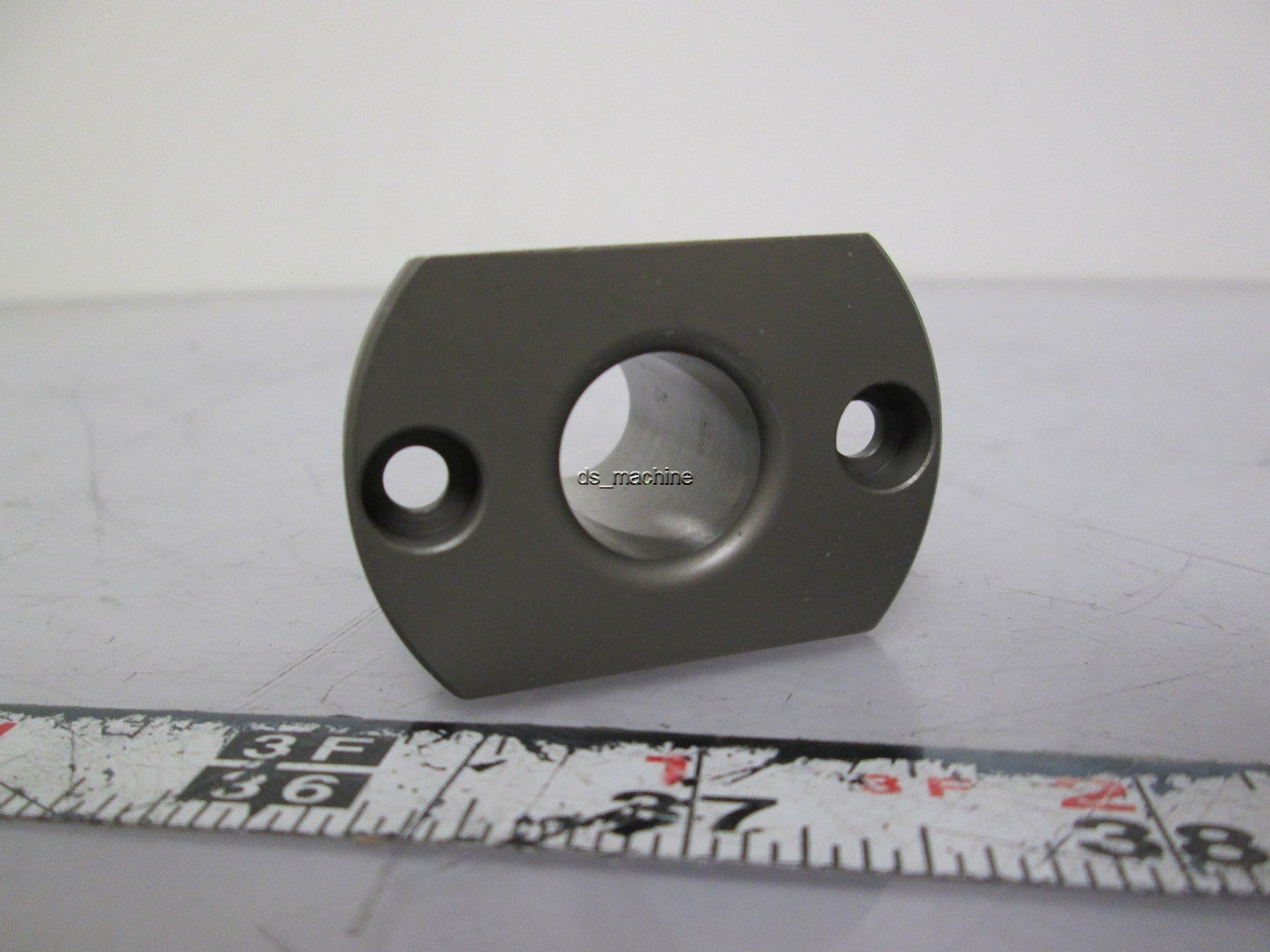 New Misumi JBNFC25-P15-L30 Bushing for Locating Pins Compact Flange 15 x 30mm Length