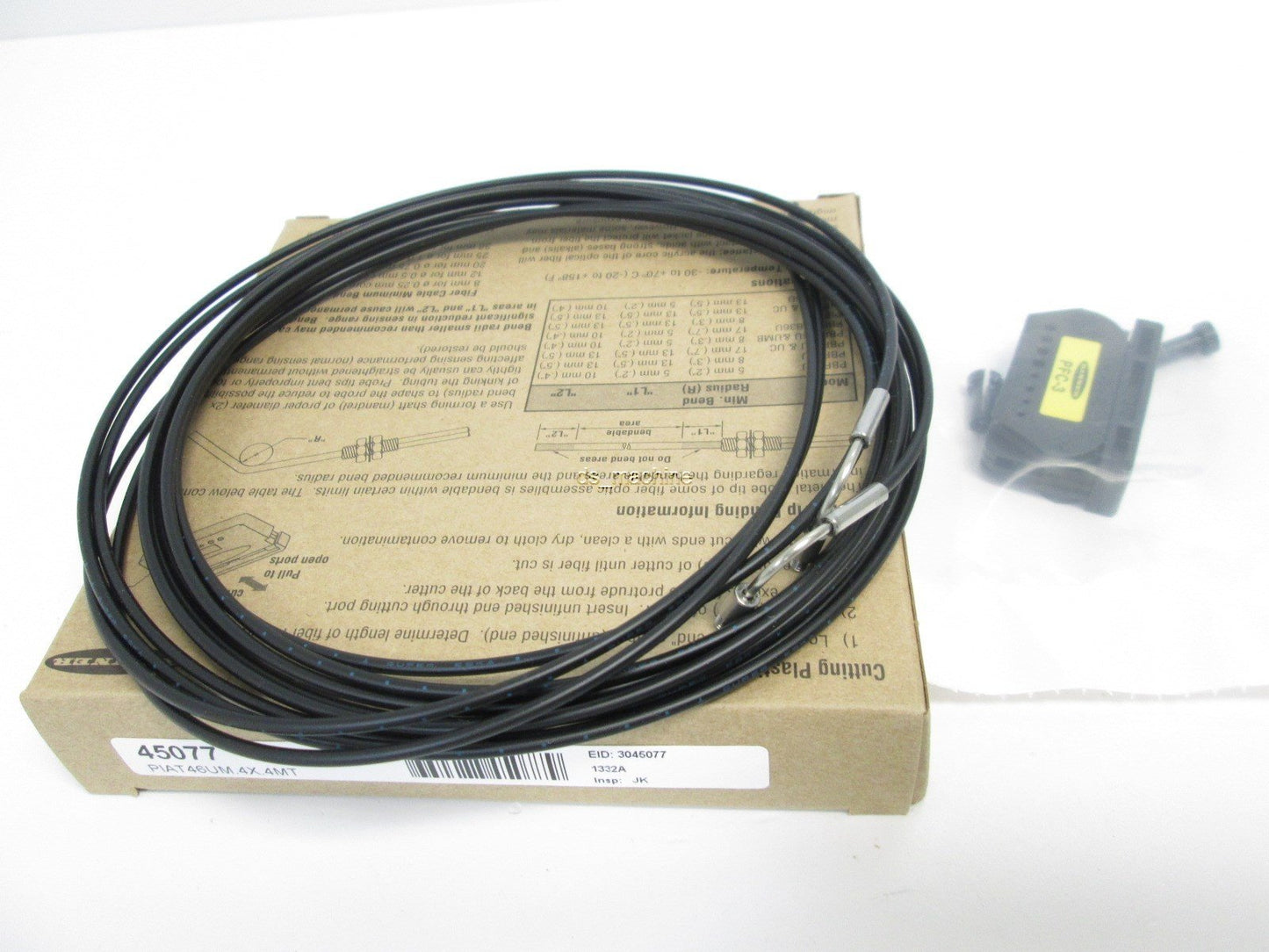 New Banner PIAT46UM.4X.4MT Plastic, Opposed Mode Fiber Optic, 1mm Core, Angle