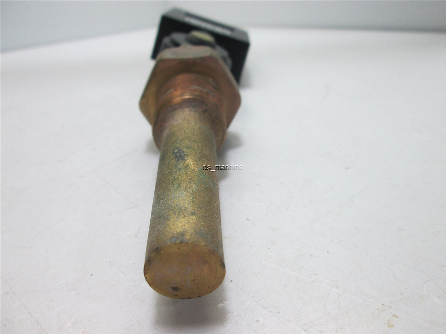 Used WIKA TI.D01 Solar Powered Industrial Thermometer Range -50/300ºF (-45/150ºC)