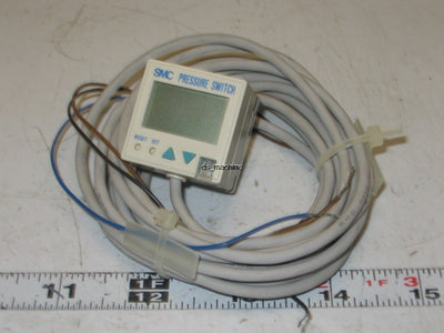 Used SMC Pneumatic Electronic Vacuum Switch ZSE4-01-25