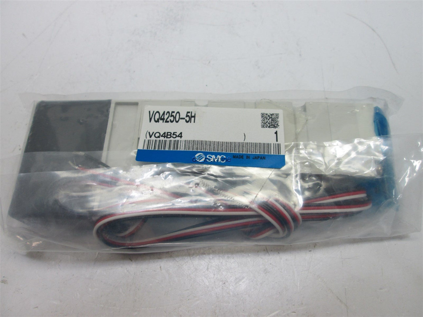 New SMC VQ4250-5H Solenoid Valve, 5 Port, 0.15-1.0MPa, 24VDC