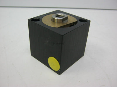 New – Open box Custom Cylinders Inc. MTG13712DAS Pneumatic Cylinder 3/4" Stroke