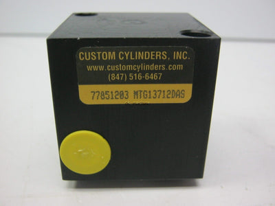 New – Open box Custom Cylinders Inc. MTG13712DAS Pneumatic Cylinder 3/4" Stroke