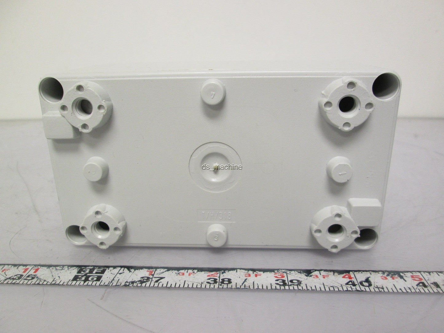 Used Sartel A-2066 Pushbutton Enclosure 3x 22mm Plastic Gray 5 1/4" x 2 7/8" x 2 1/2"