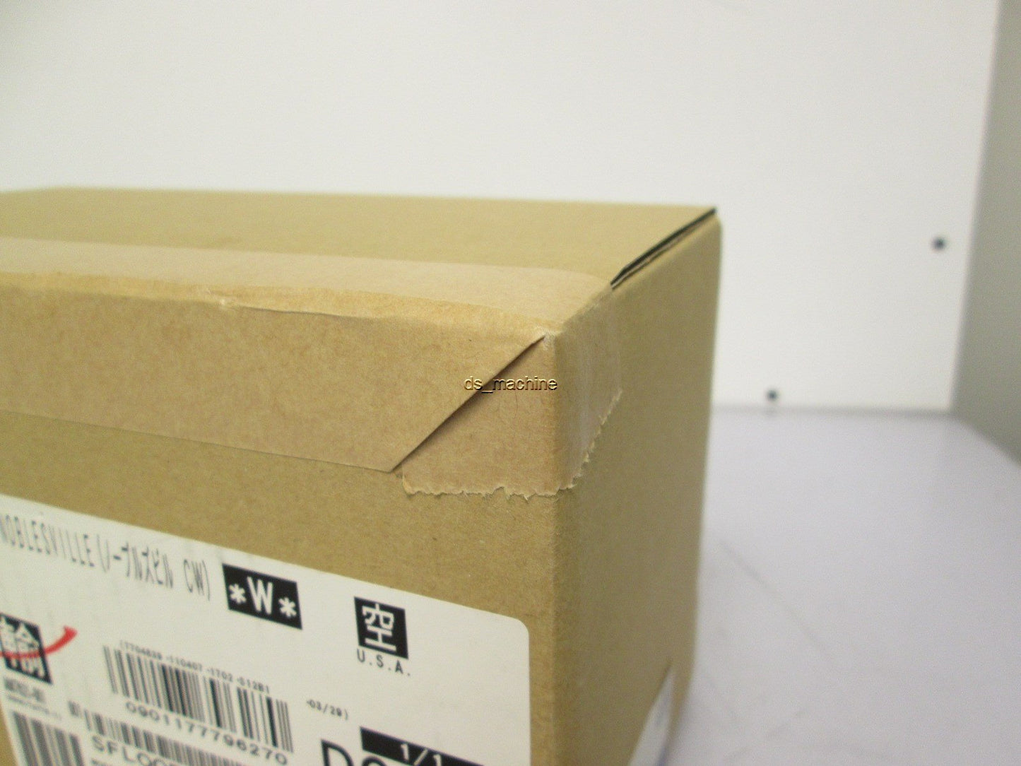 New Lot of 2 New SMC LVA40-04-B High Purity Pilot Actuated Valve 1/2" R Thread