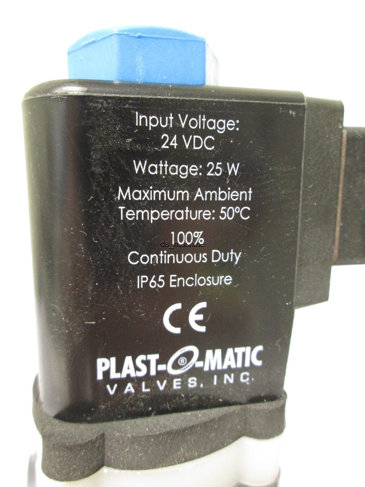 Used Plast-O-Matic THP2V8W24-PV Solenoid Valve 3 Way Diverter 1/4" NPT 24VDC 40PSI