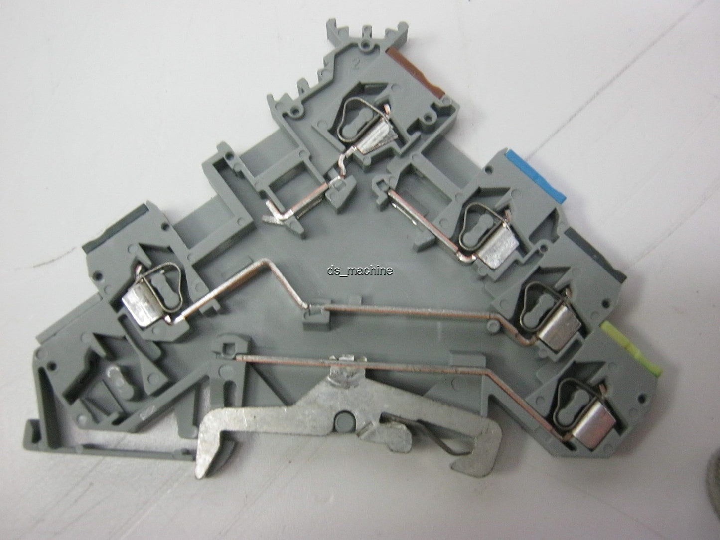 Used Lot of 11 WAGO 280-570 Sensor Terminal Block w/ Ground 20A 400V