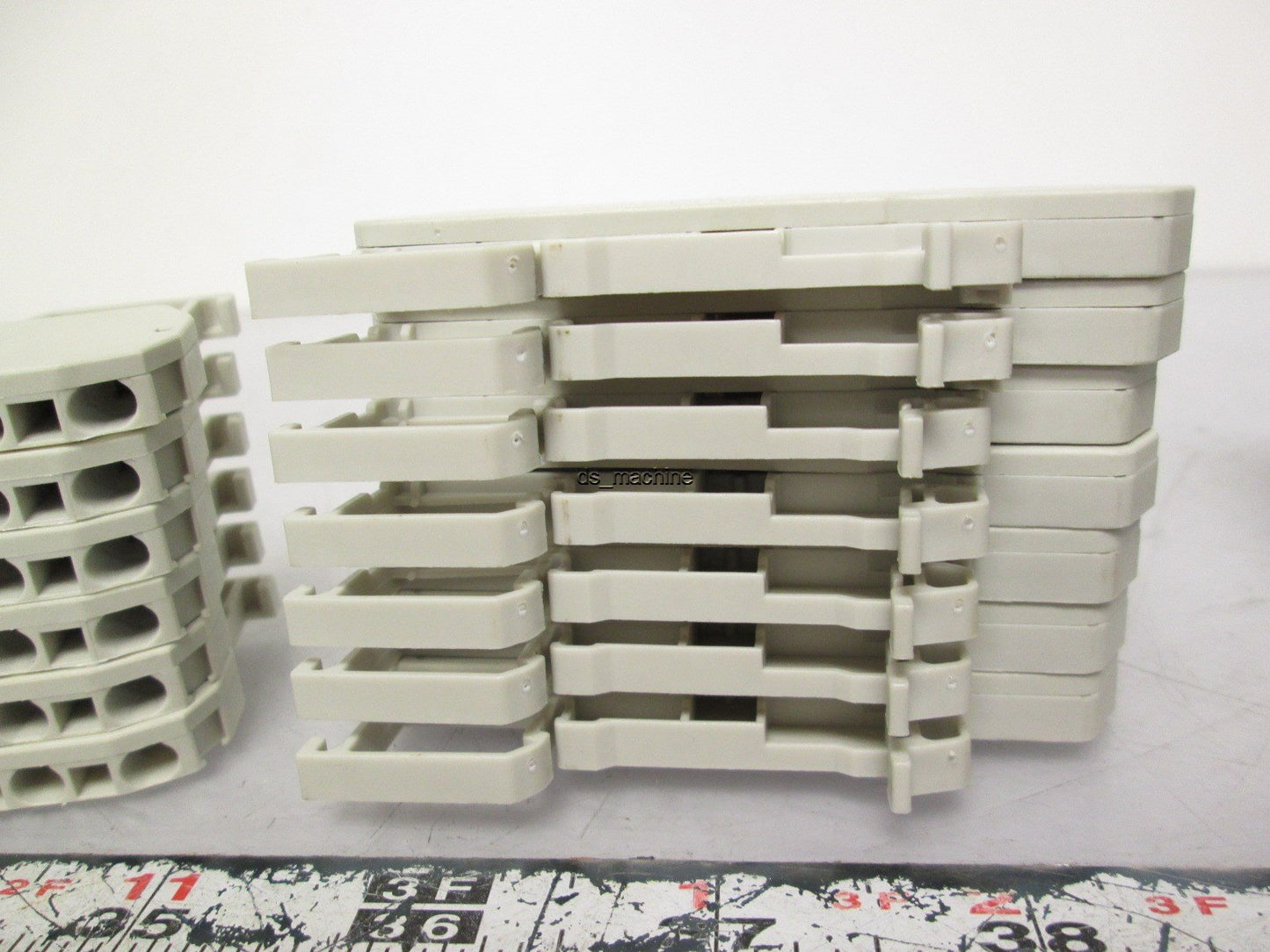 Used Lot of 25 Entrelec D2.5/5.4L Spring Clamp Terminal Blocks w/ 14 End Barriers