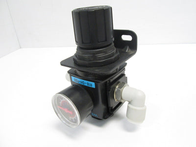 Used Wilkerson R18-C4-F000 Pneumatic Regulator w/ Gauge, 300 PSI, 0-125 PSI Range­­