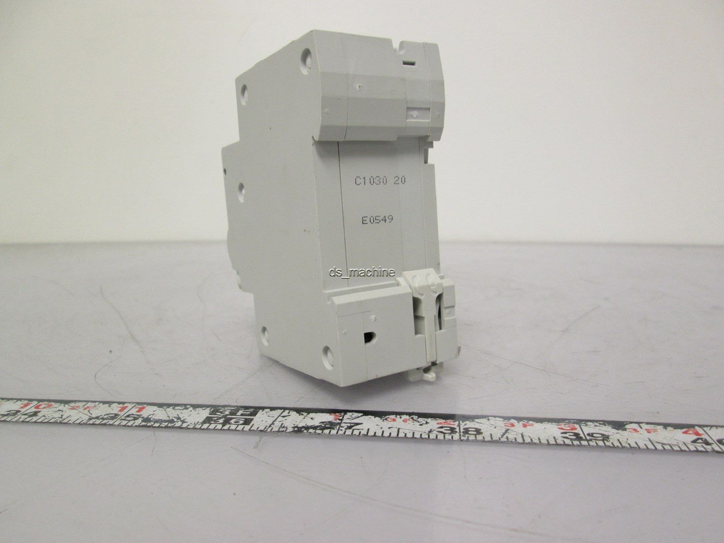 Used Merlin Gerin 19666 Residual Current Circuit Breaker 20A 230VAC, C-Curve, 1P + N