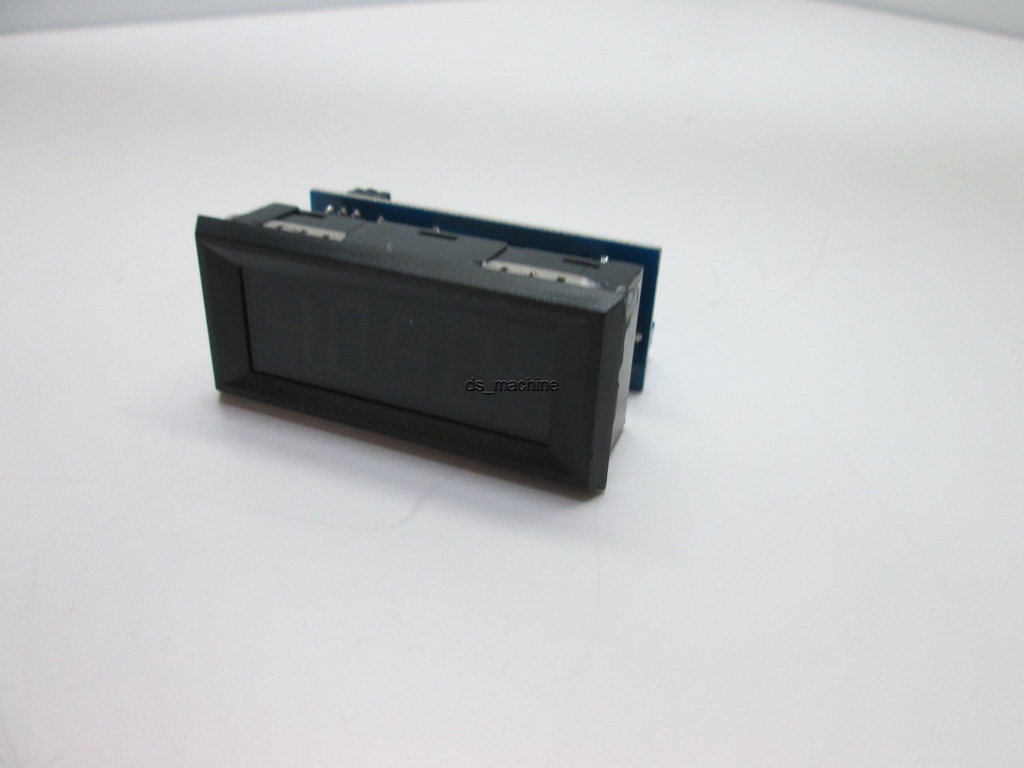 Used KELE LPI-1CG Green Panel Display, 3-1/2 Digit LCD Display, 24VDC at 35mA