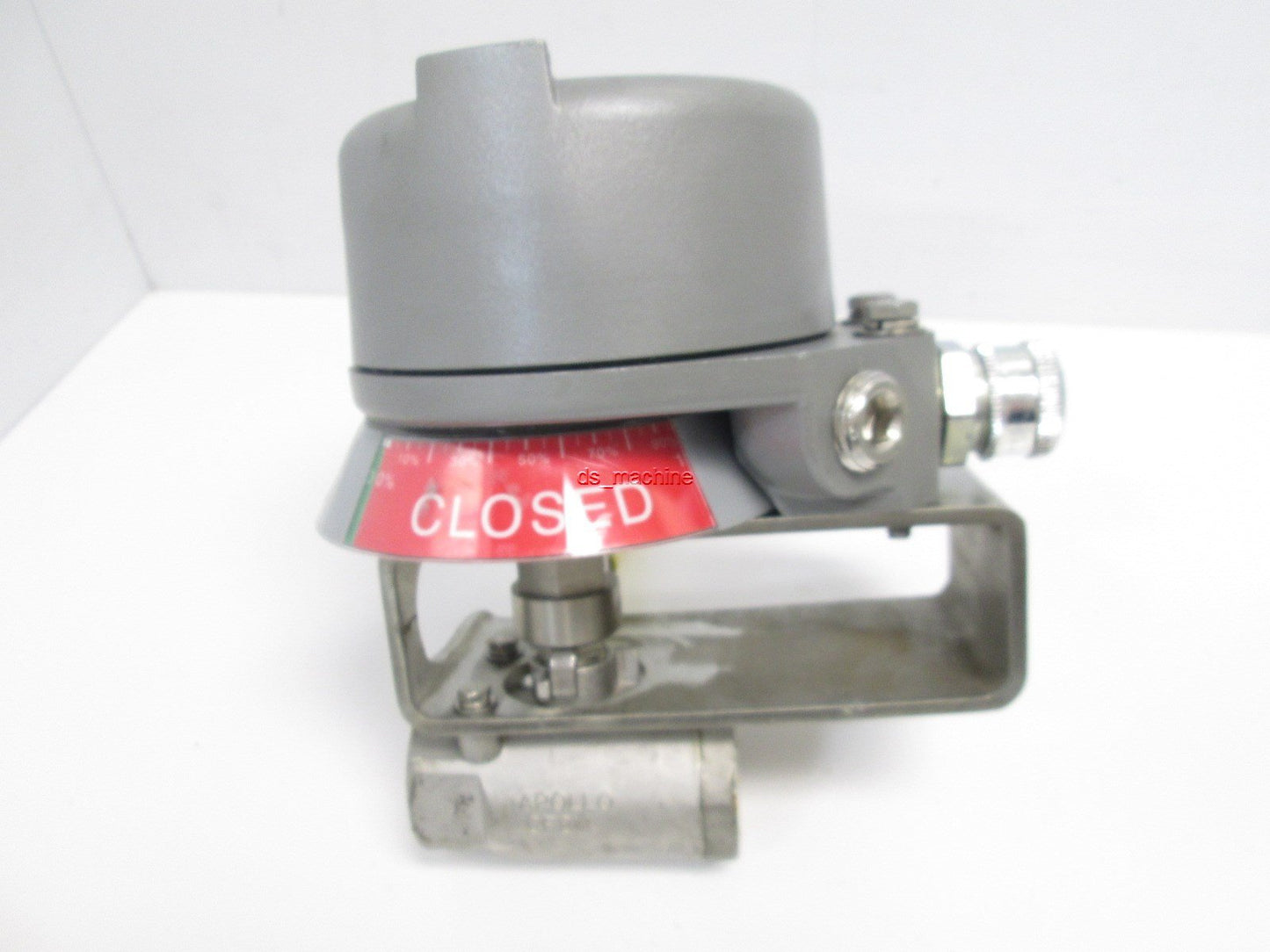 Used StoneL QZM2VE2R ValvePoint Valve Position Switch, SS, 2x SPDT, w/ 1" Ball valve