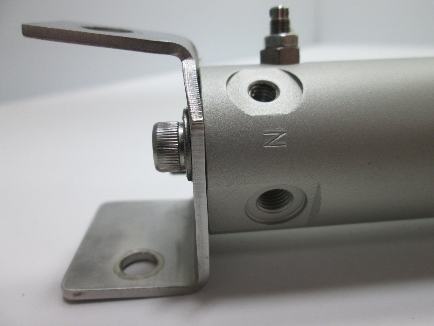 Used SMC NCGBA25-0800 Double Acting Single Rod Air Cylinder 10-32 Ports