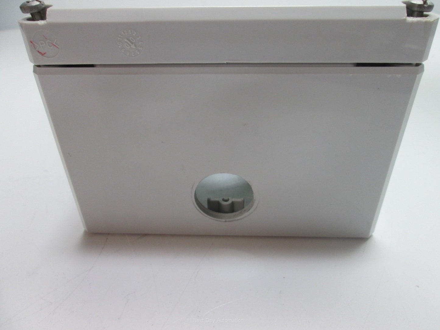 Used Hoffman Q-20129PCD Plastic Pushbutton Enclosure Box 200 x 120 x 85mm *Holes