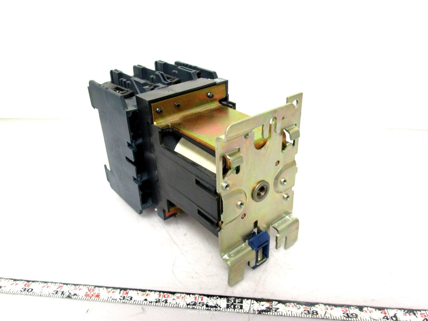 Used Telemecanique LP1 D80004 Contactor 24VDC Coil 690VAC @ 125A Contacts 4 Pole
