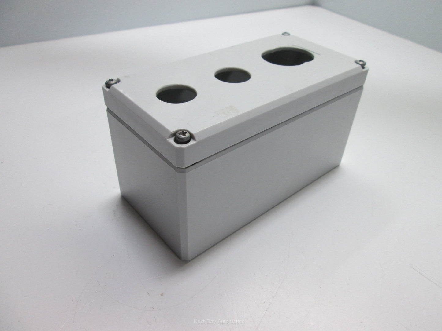 Used Hoffman Q-1689PCD Pushbutton Polycarbonate Enclosure 153 x 73 x 79mm, Box-Lid
