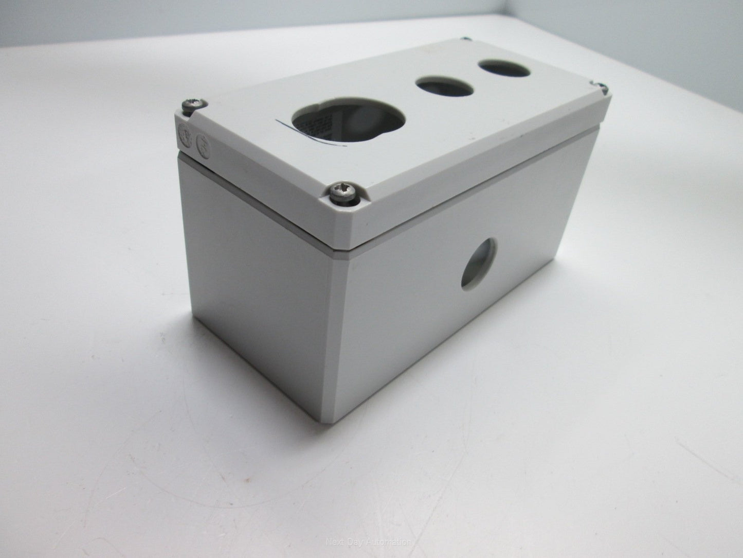 Used Hoffman Q-1689PCD Pushbutton Polycarbonate Enclosure 153 x 73 x 79mm, Box-Lid