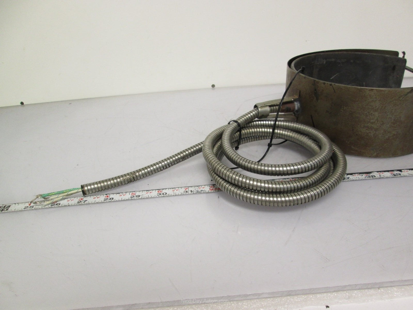 Used IHCO Heater Band 480VAC 1PH 2kW 6" Diameter 3" Width