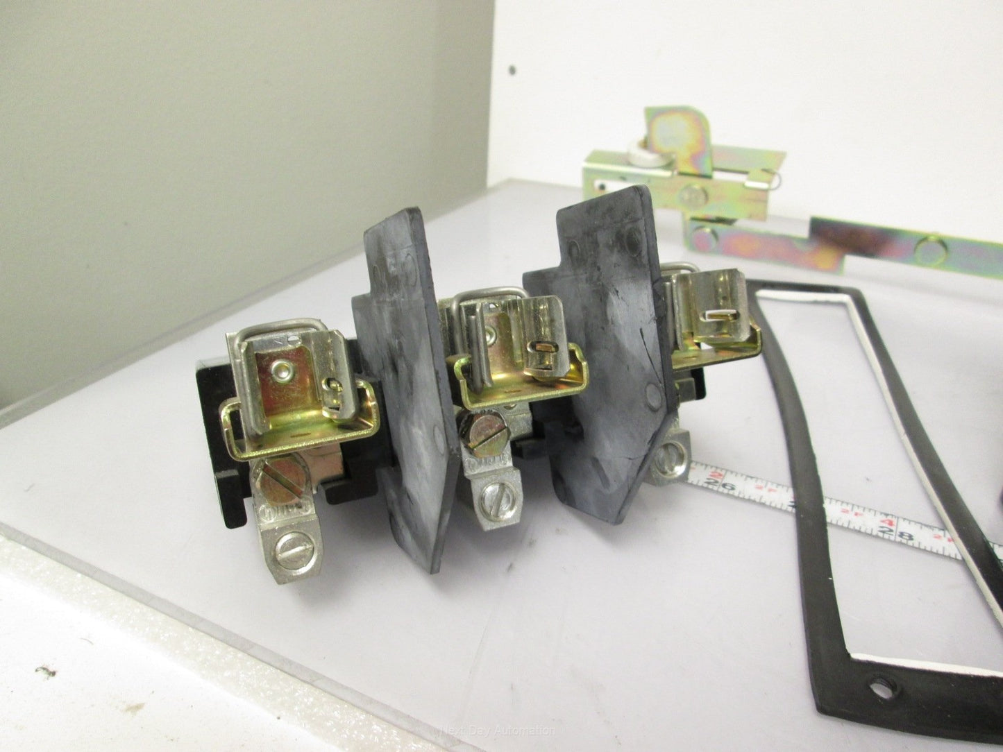 Used Allen Bradley 1494V-DS60 Ser A Fused Disconnect 600VAC 60A w/ Enclosure Latch