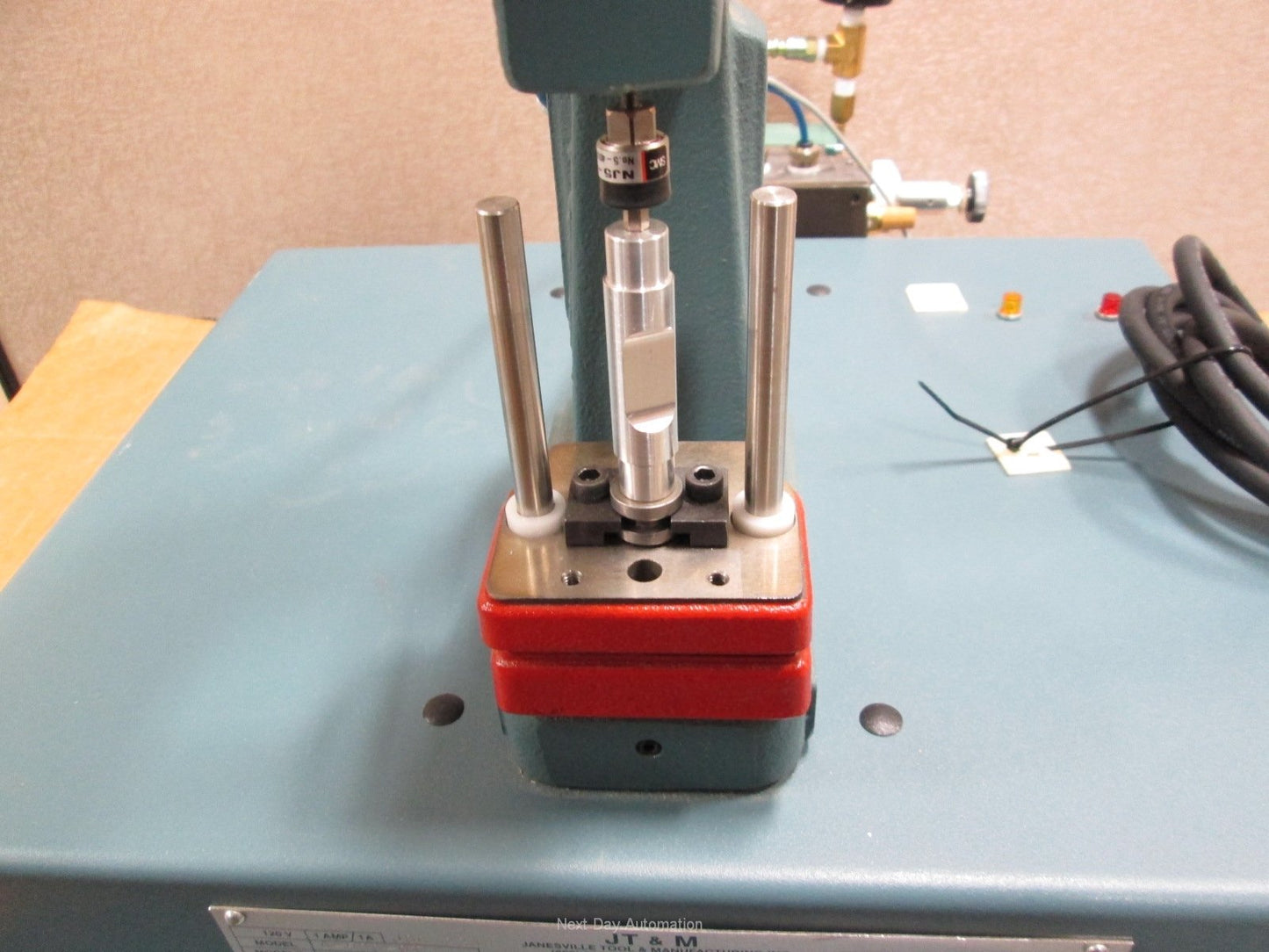 Used Janesville Mfg A-500-OT Pneumatic Press 12lb@80PSI 120VAC 2" Dye Stroke w/Timer