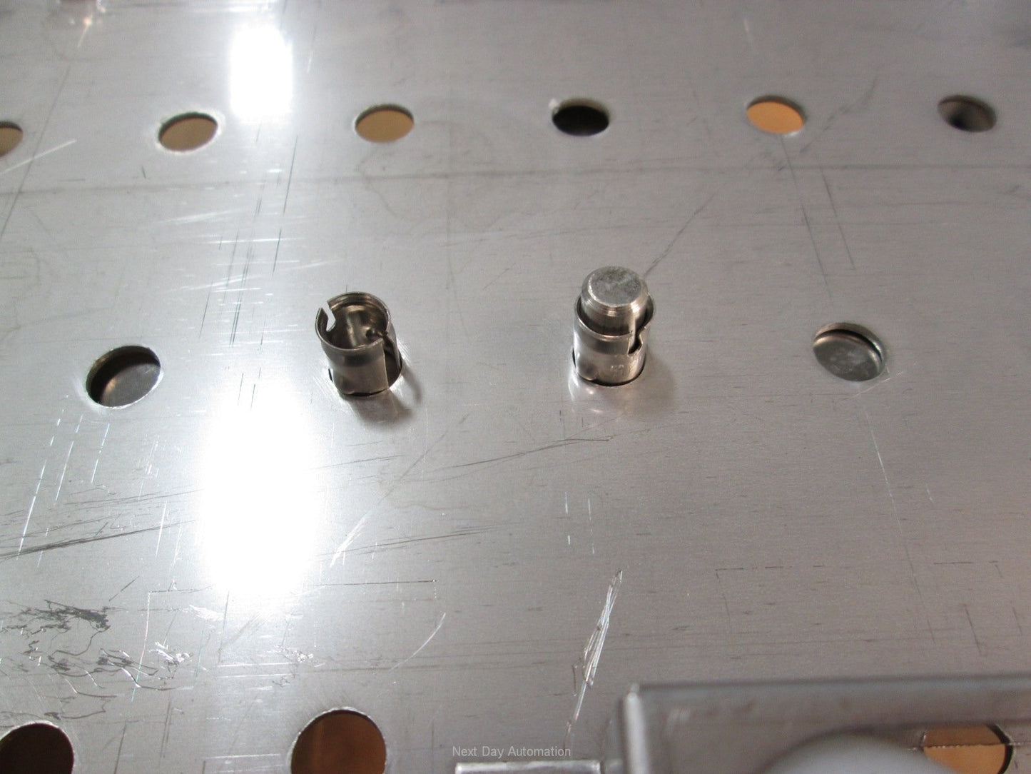 Used Shaker Platform for 8 Erlenmeyer Flasks Left to Right Motion 3" Travel