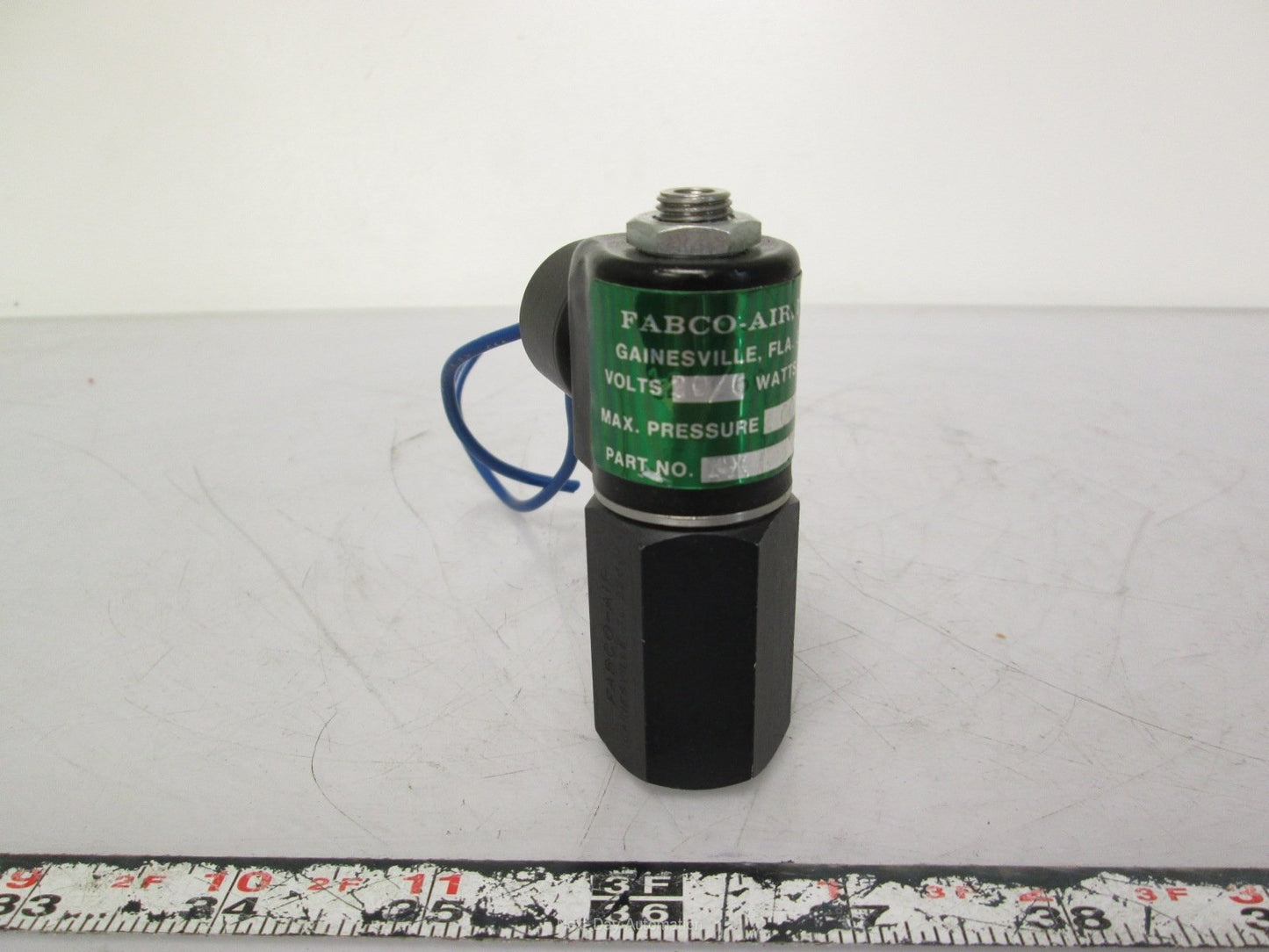 Used Fabco-Air FX-88-3C Pneumatic Solenoid Valve 120VAC 7W 100PSI 1/8" NPT