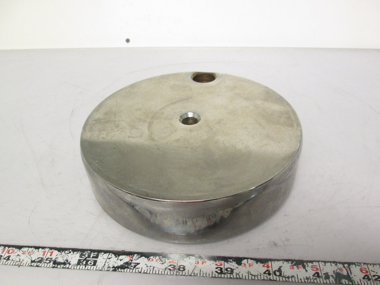Used Weight for Scale Calibration 4.9kg Flat Cylinder 6" x 1.4" Height