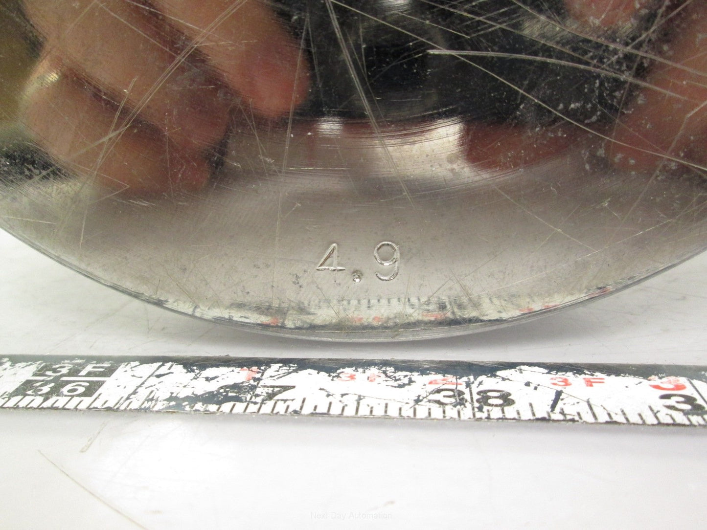 Used Weight for Scale Calibration 4.9kg Flat Cylinder 6" x 1.4" Height