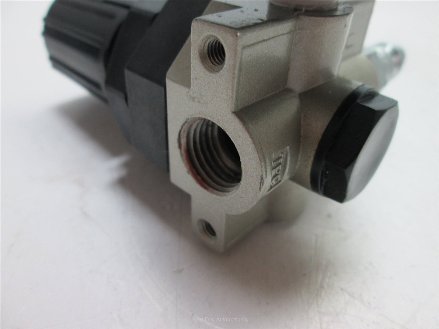 Used TPC UPR2000-02G Regulator, 7~125psi, 1/4" NPT Ports, With 0-160psi Gauge