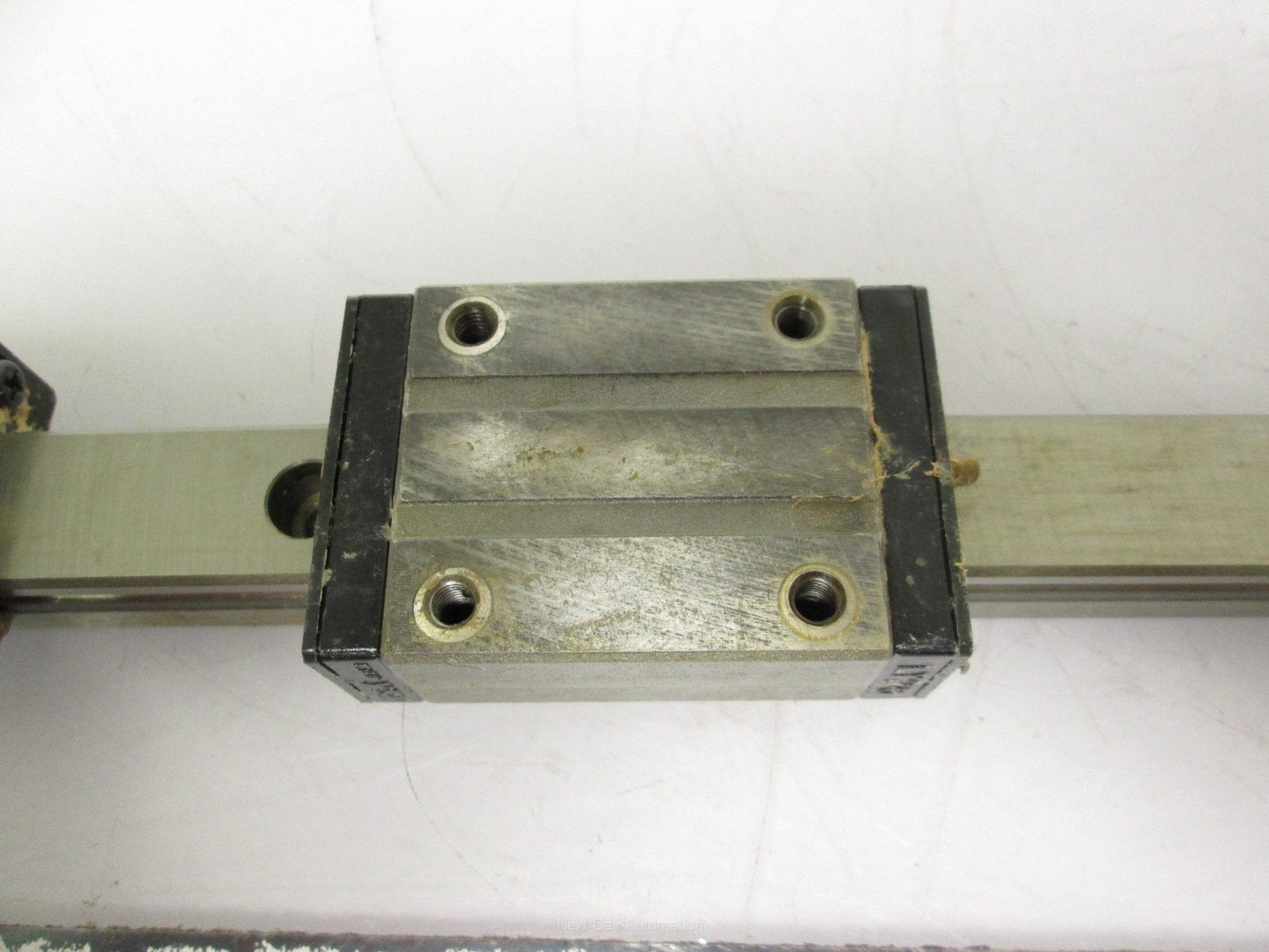 Used NSK LY200700AL2W04P4Z0 Linear Rail with 2x 79-024 Carriages 700mm Rail Length
