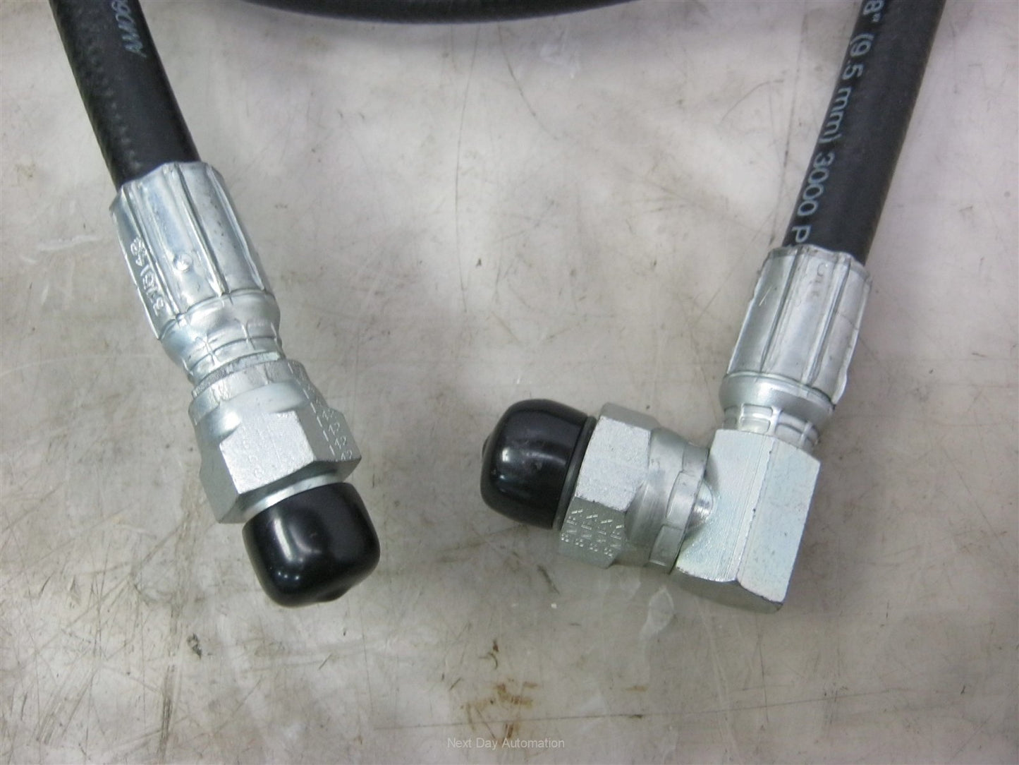 New – Open box Gates 6M3K Hydraulic Hose 3000PSI 3/8" 69" L 3/8" MNPT to 1/2" MORB O-Ring Boss