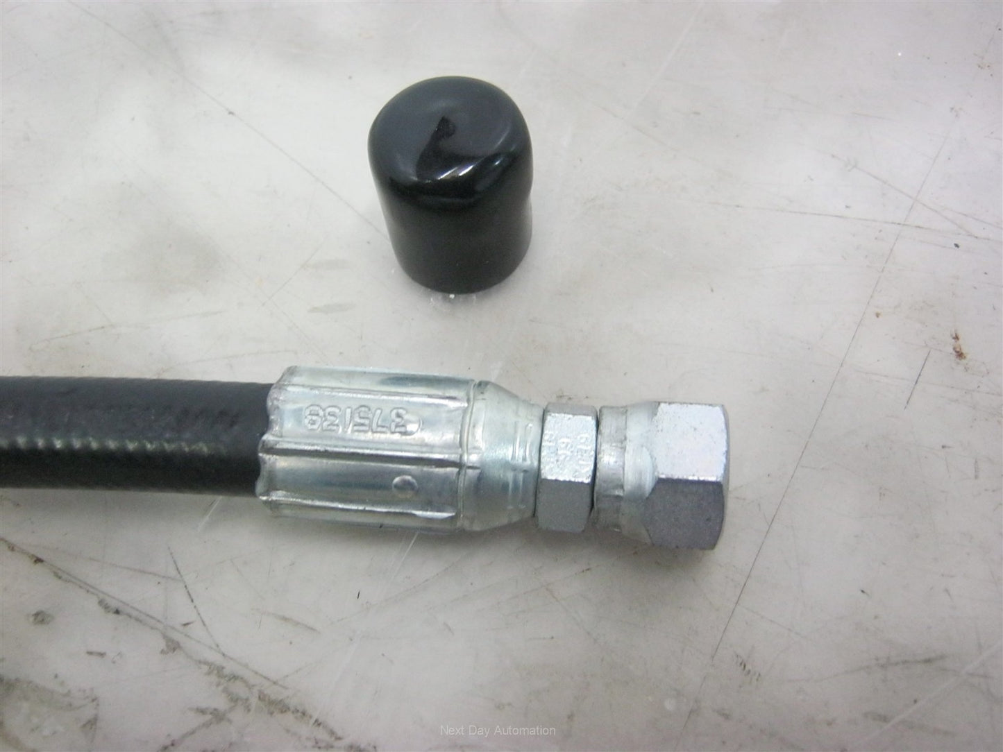 New – Open box Gates 6M3K Hydraulic Hose 3000PSI, 3/8" 50" 3/8" FJIC to 1/2" MORB O-ring Boss