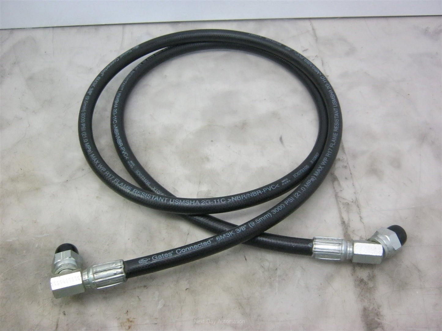 New – Open box Gates 6M3K Hydraulic Hose 3000PSI, 3/8" ID, 79.5" Long, 8MBX & 8MBX Fittings