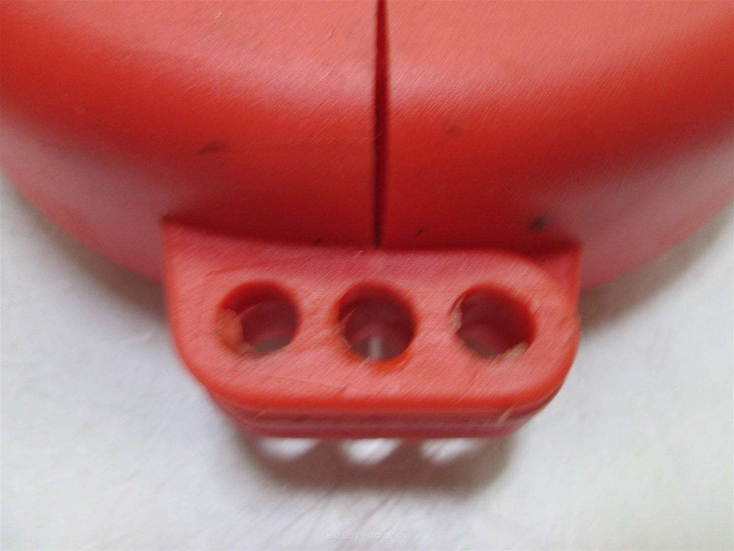 Used North VS06 Valve Lockout, Red, For 5" to 6-1/2" Handles
