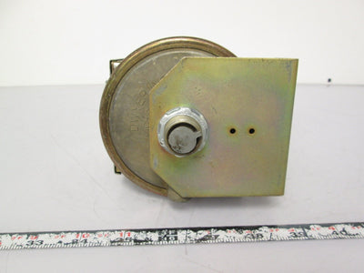 Used Dwyer 1823 Diaphragm Vertical Switch 10PSI 120/250/480VAC 15A