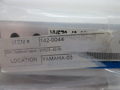 New SMC VV5Z3-42-051-01 Base Mounted Manifold, 5-Station, Ports: 1/4 or 1/8