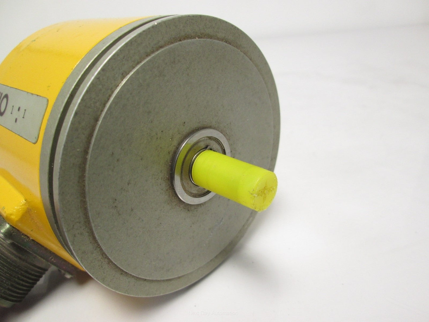 New – Open box New Micron 36-302-761-0313 Position Transducer 3/8" Shaft *Cosmetic Scratches*