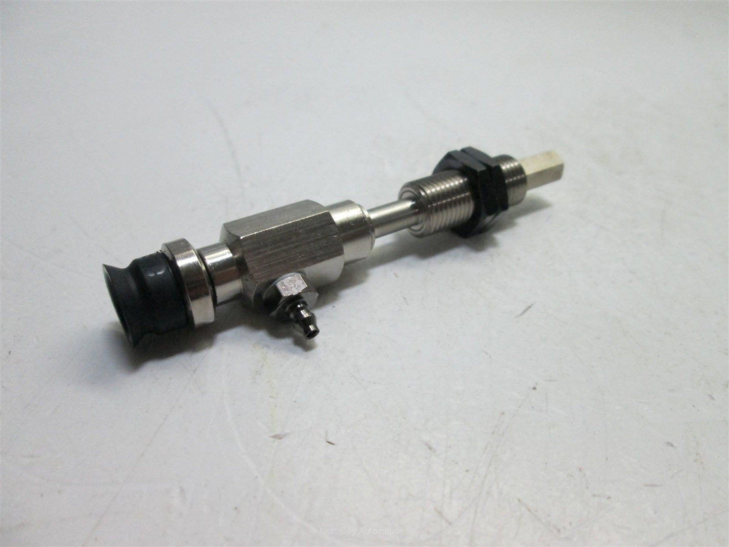 Used SMC Vacuum Pad With Buffer, M5 Lateral Entry Port (3mm Barb), Pad: 12mmØ