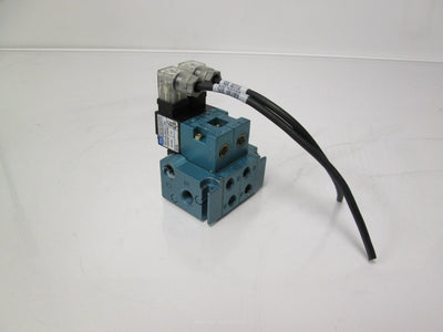 Used Bank of 2 MAC 45A-LAC-DDAJ-1KD 2-Position 4-Way Solenoid Valves *No Fittings*