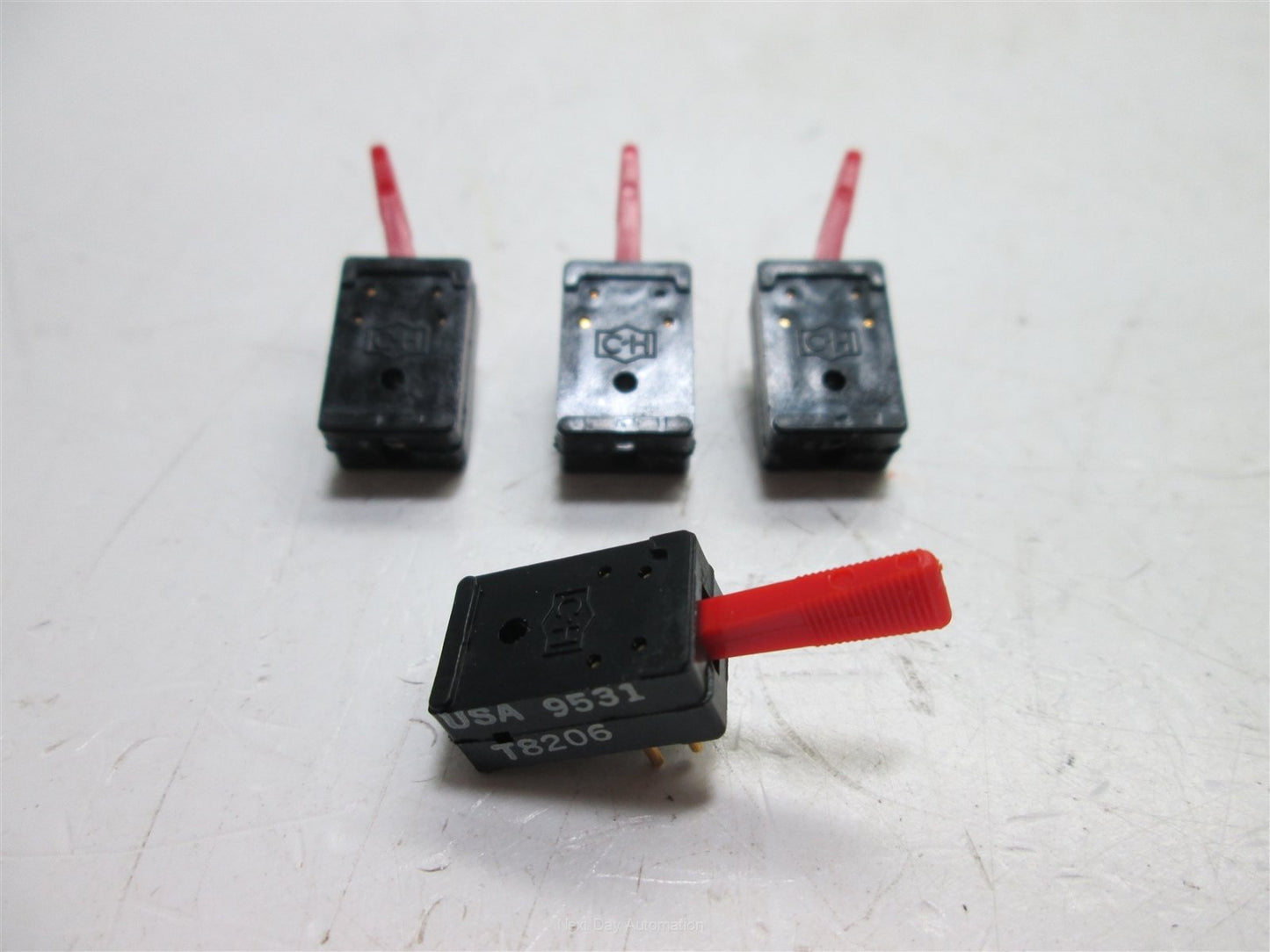 Used Lot of 4 Eaton Cutler Hammer T8206 Miniature Switches 3-Position Maintained