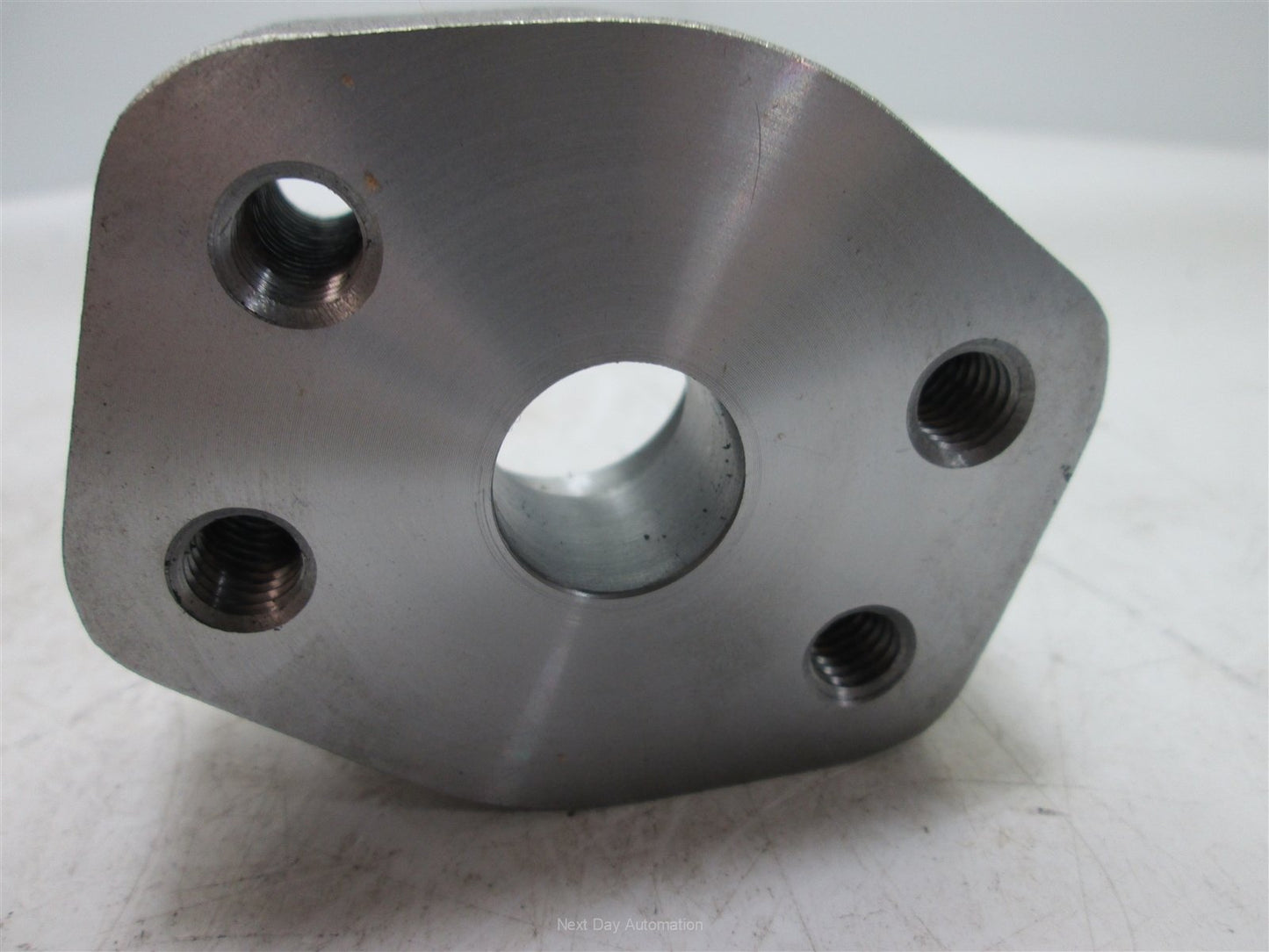 Used Anchor Fluid Power W60-12-12 Flat Socket Weld - Pipe, With Mounting Hardware