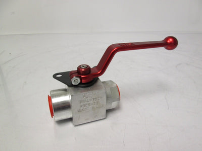 New – Open box DMIC BVAL-0750N4323AZZN Ball Valves 400PSI 3/4" NPT w/ Locking Handle